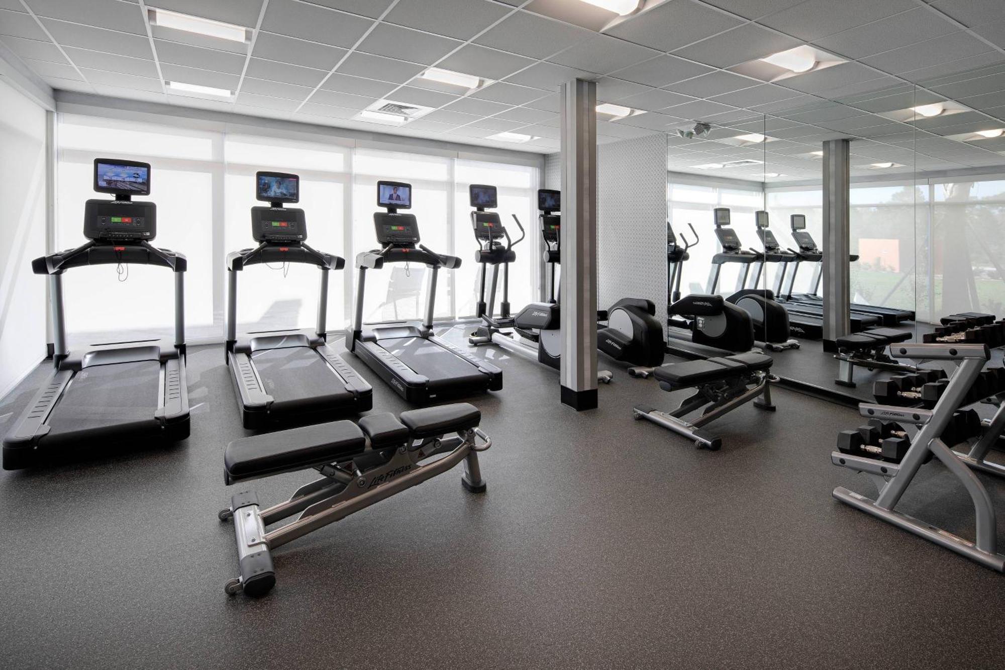 Fairfield Inn & Suites By Marriott Tampa Wesley Chapel Bagian luar foto